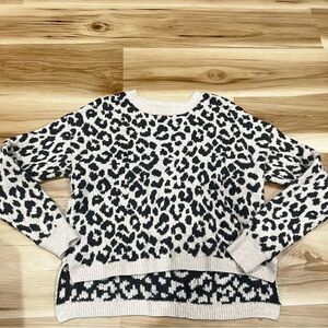 Sincerely Jules Soft Cheetah Print Crewneck Sweatshirt Women’s XS
